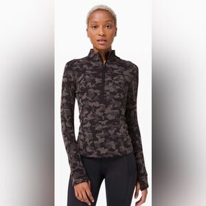 Lululemon Grey Camo Run Briskly 1/2 Zip Heritage Jacquard Size 4 EUC Running